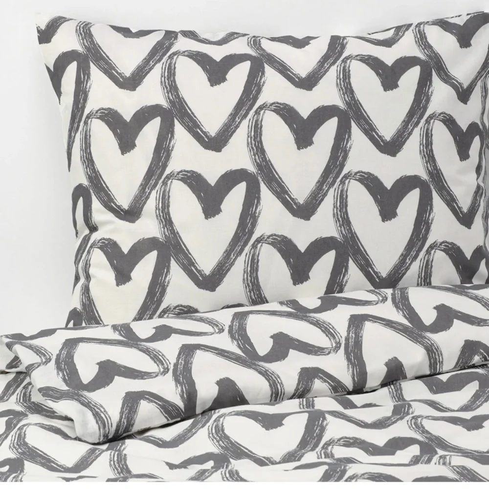 Heart Print Duvet cover and pillowcases Fu…
